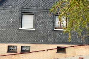 Schnäppchen! Einfamilienhaus in Steinbach-Hallenberg zu verkaufen – Schöne Aussicht  6, 98587 Steinbach-Hallenberg – Vorschaubild 2