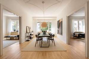 Großzügigkeit im Herzen Schwabings: Stilvoller Altbau mit 6 Zimmern und ruhigem Innenhof-Balkon – Die vollständige Adresse der Immobilie erhältst du vom Anbieter., 80796 Neuschwabing, München – Vorschaubild 15
