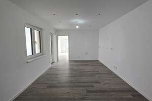Doppelhaushälfte kernsaniert und energieeffizient mit Garage und StellplätzenHaus in Römerberg – Edith-Stein-Str. 27, 67354 Römerberg – Vorschaubild 8
