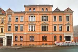 Balkonwohnung in repräsentativem Gründerzeithaus!