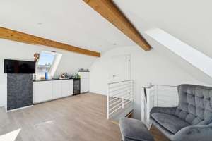 Traumhafte 5,5 Zi. DG-Maisonette Wohnung mit Neubaufeeling in ruhiger Lage in Trudering – Die vollständige Adresse der Immobilie erhältst du vom Anbieter., 81825 Waldtrudering, München – Vorschaubild 13