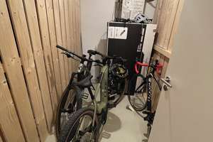 Moderne 3-Zimmer Wohnung zum Wohlfühlen
Guttensteinweg 2a, 93059 Regensburg – Die vollständige Adresse der Immobilie erhältst du vom Anbieter., 93059 Weichs, Regensburg – Vorschaubild 7