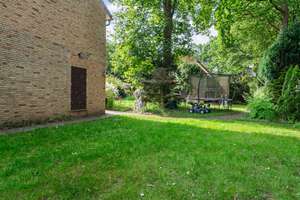 Bremen - Kirchhuchting | Charmantes Zuhause mit Einliegerwohnung, großem Garten und Privatsphäre – Die vollständige Adresse der Immobilie erhältst du vom Anbieter., 28259 Kirchhuchting, Bremen – Vorschaubild 30