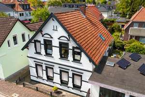 ATTRAKTIVE KAPITALANLAGE IM HERZEN VON OLDENBURG – VOLLVEMIETETES ZWEIFAMILIENHAUS
