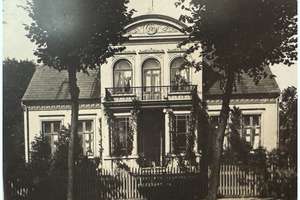 TOPZUSTAND: Repräsentative historische Stadtvilla mit Gästehaus u Pool auf einem parkartigen Areal ! – Die vollständige Adresse der Immobilie erhältst du vom Anbieter., 25813 Husum – Vorschaubild 21