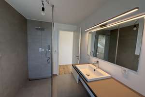 Wunderschöne, helle 2 (2,5) Zimmer- Wohnung- provisionsfrei – Die vollständige Adresse der Immobilie erhältst du vom Anbieter., 70619 Sillenbuch (Ortsteil), Stuttgart – Vorschaubild 6