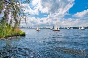 Studioapartment mit Panorama-Alsterblick! – Die vollständige Adresse der Immobilie erhältst du vom Anbieter., 22087 Uhlenhorst, Hamburg – Vorschaubild 2