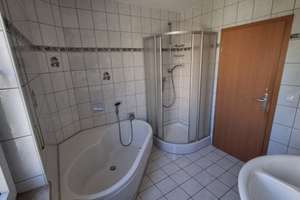 Sonniges Familienglück am Grünzug – mit moderner Technik, Badesee & Stadtnähe inklusive – Händelstraße 1, 85622 Feldkirchen – Vorschaubild 8