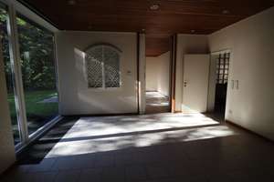 Stadtwaldlage in Müngersdorf, Bauhausstil, freistehend, 1100 m² Garten, Privatstraße – Die vollständige Adresse der Immobilie erhältst du vom Anbieter., 50933 Müngersdorf, Köln – Vorschaubild 7