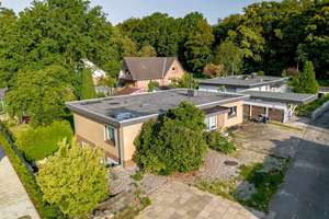 Bungalow in begehrter Lage – viel Modernisierungsbedarf bietet Platz für Ihre persönlichen Wünsche – Die vollständige Adresse der Immobilie erhältst du vom Anbieter., 23560 Sankt Jürgen, Lübeck – Vorschaubild 2