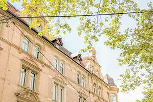 zentral & historisch - charmante & komfortable Altbauwohnung – Die vollständige Adresse der Immobilie erhältst du vom Anbieter., 70180 Lehen, Stuttgart – Vorschaubild 3