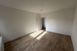 Frisch renovierte 3-Zimmer-Wohnung mit Tageslichtbad – ruhig wohnen am Ziesberg in Salzgitter-Bad – Am Ziesberg 16, 38259 Salzgitter-Bad, Salzgitter – Vorschaubild 2