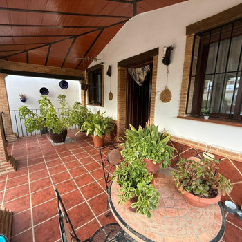 Exklusives Haus mit Grundstück in Alameda Pueblo