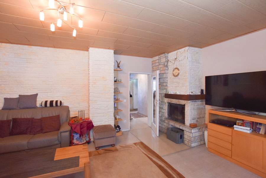 Immobilie in Weyhausen - Großes Einfamilienhaus mit Anbau, Wintergärten und Keller nahe Wolfsburg! - Bild 17