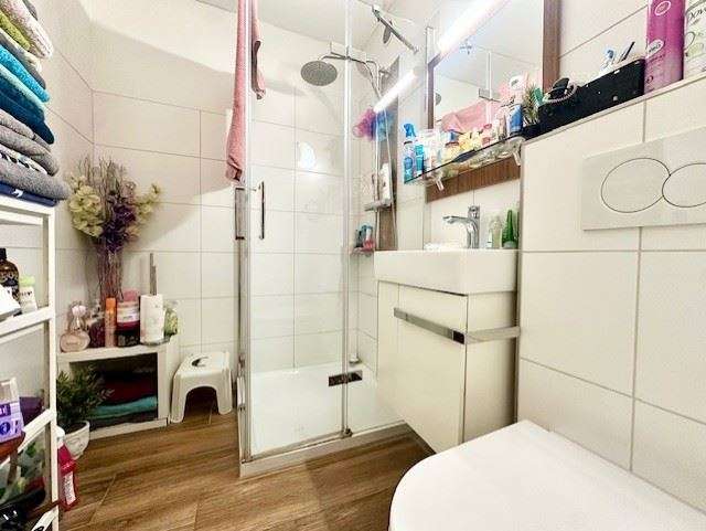 Immobilie in Dietzenbach - 9% Nettorendite: Top sanierte 1-Zimmer-Wohnung mit Balkon & Stellplatz - Bild 3