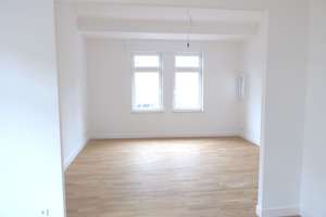 Hochwertig sanierte Altbau-Wohnung in Oberkassel Rheinnähe! – Luegallee 6, 40545 Oberkassel, Düsseldorf – Vorschaubild 2