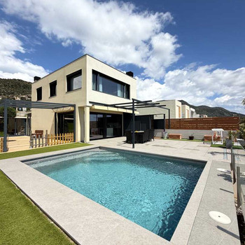 MODERNE VILLA MIT POOL UND PANORAMA-AUSBLICK IN PALAUSAVERDERA