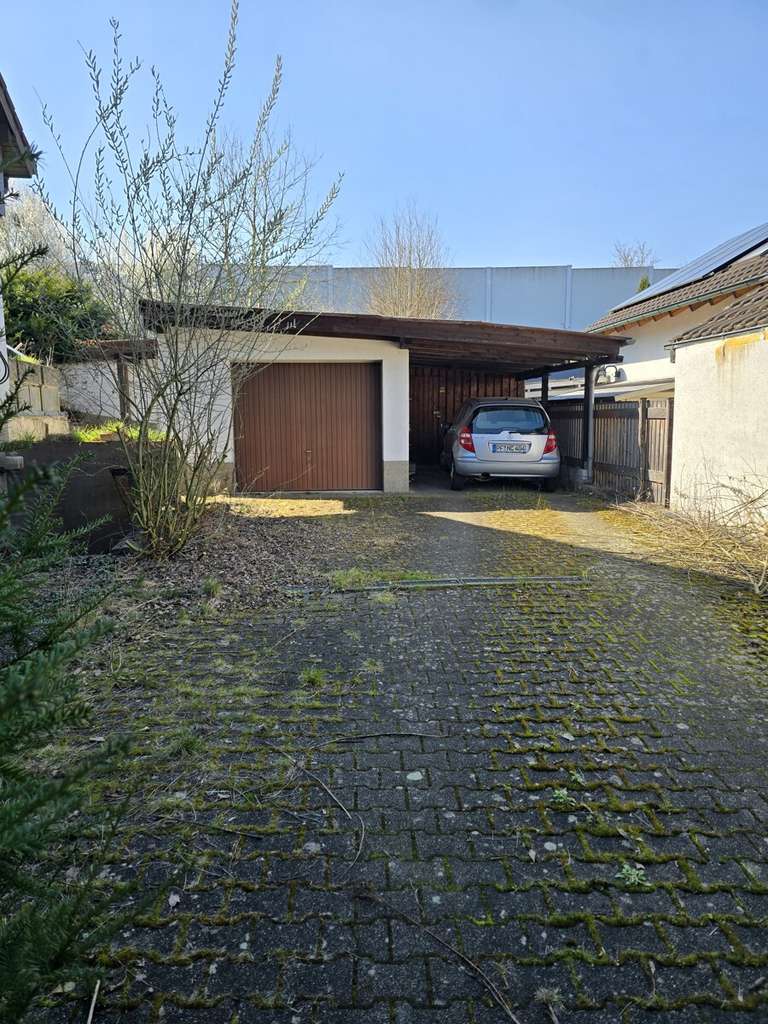 Immobilie in Gondelsheim - Gondelsheim: Freistehendes Einfamilienhaus mit familiärer ELW, Garage, Werkstatt, großer Garten - Bild 3