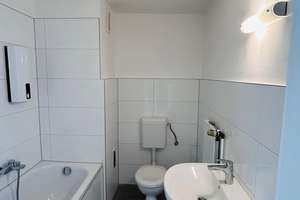 Moderne 3-Zimmer-Wohnung mit Balkon und Einbauküche – Leimbachweg 26, 51069 Dünnwald, Köln – Vorschaubild 9