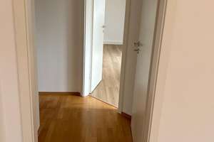 Renovierte 3-Zimmer-Dachgeschosswohnung (WG geeignet) – Einhornalle 41, 81377 Am Waldfriedhof, München – Vorschaubild 13