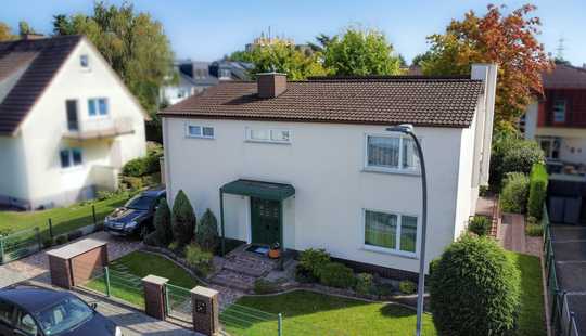 Bild von *RESERVIERT* Stilvolles Wohnen zwischen Stadt & Natur - exklusives Einfamilienhaus mit Charme!