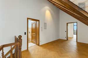 Großes Anwesen mit besonderer Architektur und Weitblick! Ideal für Großfamilien & Mehrgenerationen – Die vollständige Adresse der Immobilie erhältst du vom Anbieter., 61267 Neu-Anspach – Vorschaubild 16
