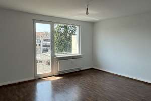 Lichtdurchflutete 3-Zimmerwohnung mit Balkon in Krefeld Zentrum – Geldernsche Strasse 88, 47798 Stadtmitte, Krefeld – Vorschaubild 3