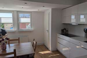 Exklusive Eigentumswohnung mit Kamin, Smart Home und neuer Einbauküche – Die vollständige Adresse der Immobilie erhältst du vom Anbieter., 27570 Geestemünde-Nord, Bremerhaven – Vorschaubild 4