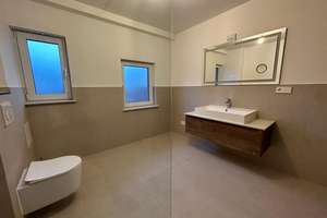 Stilvolle 2-Zimmer-Wohnung im kernsanierten Altbau | 78,8 m² | EBK | Fußbodenheizung – 63069 Ledermuseum, Offenbach am Main – Vorschaubild 7