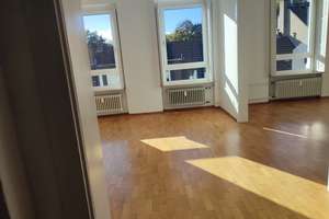 Helle 3-Zimmer Wohnung im 3. OG in Wuppertal-Elberfeld – Deweerthstraße 83, 42107 Elberfeld, Wuppertal – Vorschaubild 2