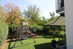 Ihr persönlicher Rückzugsort – stilvolle Gartenwohnung in Vaterstetten – Die vollständige Adresse der Immobilie erhältst du vom Anbieter., 85591 Vaterstetten – Vorschaubild 2