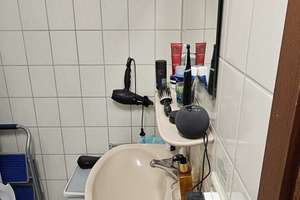 Kaufpreisreduzierung - 1 Zimmer Dachgeschoss - Wohnung mit Balkon und TG - Stellplatz – Heumadener Straße 69, 70329 Hedelfingen (Ortsteil), Stuttgart – Vorschaubild 11