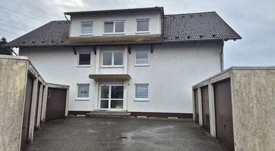 2-Zimmer-Wohnung mit Balkon und Garage