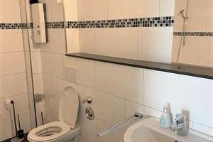 Exklusive 2 Zimmer Wohnung mit Einbauküche, Terrasse und Eckbadewanne – Beekstraße 17, 47051 Altstadt, Duisburg – Vorschaubild 7