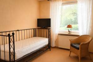 Charmante Erdgeschosswohnung mit Terrasse in Hamburg-Rahlstedt, OT Oldenfelde, nahe Berne – Bekassinenau 0, 22147 Farmsen-Berne, Hamburg – Vorschaubild 8