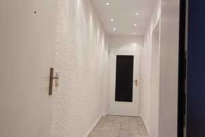 Schöne 3-Zimmer-Wohnung mit EBK in Wuppertal – Else-Lasker-Schüler-Straße 18, 42107 Wuppertal – Vorschaubild 8