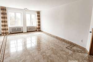 Helle 3-Zimmer-Wohnung mit Wintergarten in Augsburg-Haunstetten – Die vollständige Adresse der Immobilie erhältst du vom Anbieter., 86179 Haunstetten-West, Augsburg – Vorschaubild 4