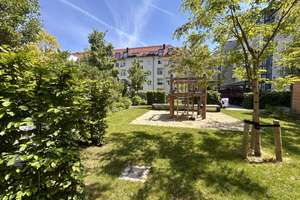 Hochwertige 2-Zimmer-Wohnung mit Innenhofbalkon in begehrter Lage von Schwabing