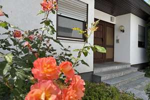 Einzigartiger Eckbungalow in Sindelfingen Hinterweil – Traumhaftes Wohnen mit Charme & Privatsphäre! – Die vollständige Adresse der Immobilie erhältst du vom Anbieter., 71067 Sindelfingen – Vorschaubild 39
