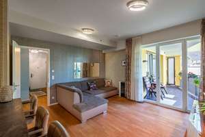 Zu Verkaufen! Schöne 2-Zimmer-Wohnung mit hochwertiger Einbauküche & Westbalkon in Halensee! – Katharinenstraße 24, 10711 Halensee, Berlin – Vorschaubild 4