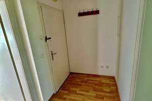 Helle 2 Zi-Dachgeschosswohnung in guter ruhiger Lage - ideal für Singles – Tannenstrasse 21, 65189 Biebrich, Wiesbaden – Vorschaubild 8