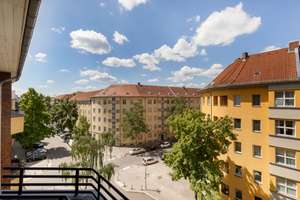Zwei Balkone, viel Licht und Ruhe – bezugsfreie 3 Zimmer in Charlottenburg – Die vollständige Adresse der Immobilie erhältst du vom Anbieter., 10589 Charlottenburg, Berlin – Vorschaubild 8