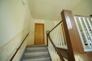 3 Raum Dachgeschoßwohnung in Tharandt zu verkaufen – Piennerstr. 37, 1737 Tharandt – Vorschaubild 2