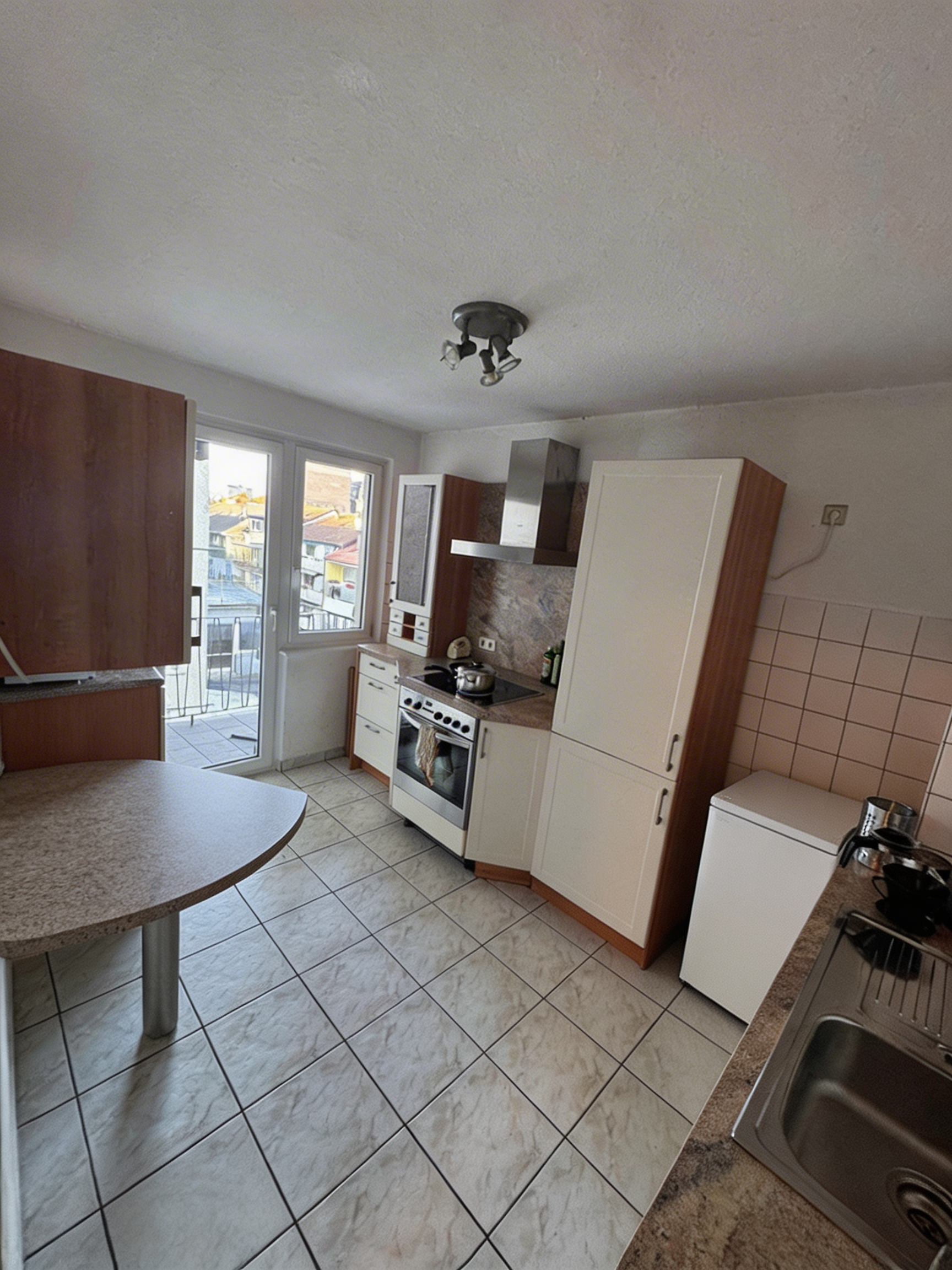 2,5-Zimmer-Kapitalanlage mit Entwicklungspotenzial in Hochschulnähe, Pforzheim – Bild 3