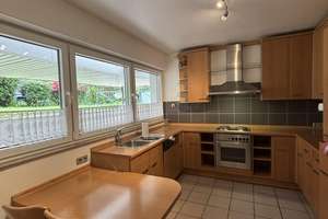 Exklusive 2,5‑Zimmer‑Wohnung mit großer Terrasse & Stellplatz – Mielesheide 4, 45133 Schuir, Essen – Vorschaubild 4