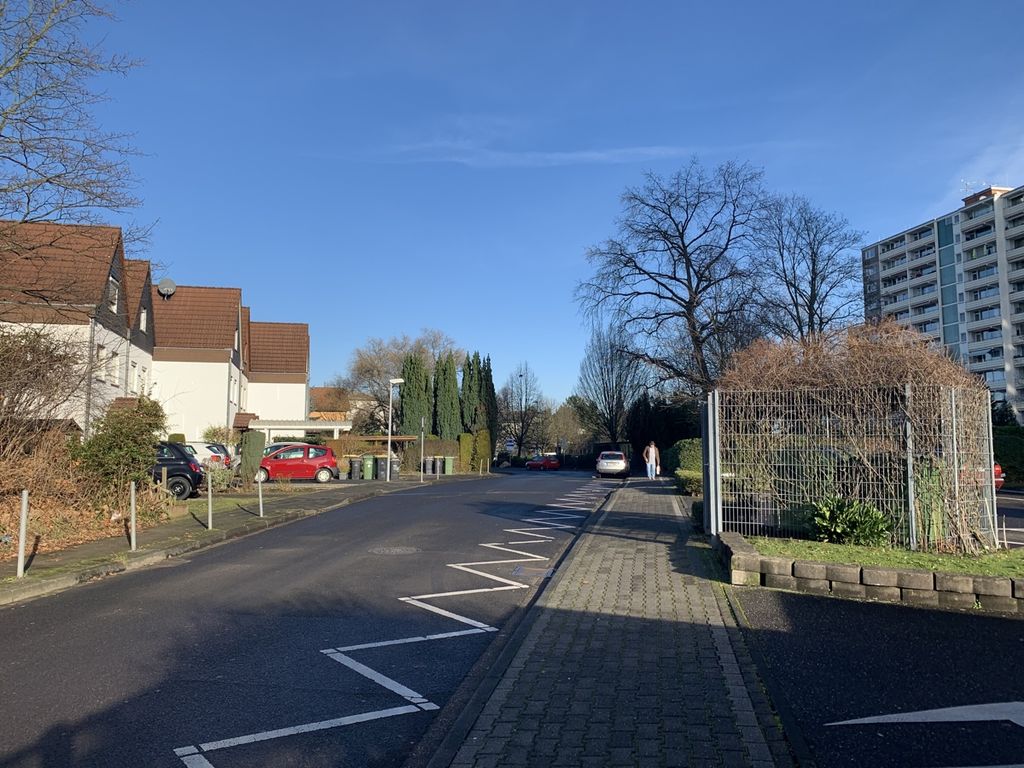 SANKT AUGUSTIN, TOLLE 3Zi. Whg im 5. OG, ca. 80 m² Wfl, Diele