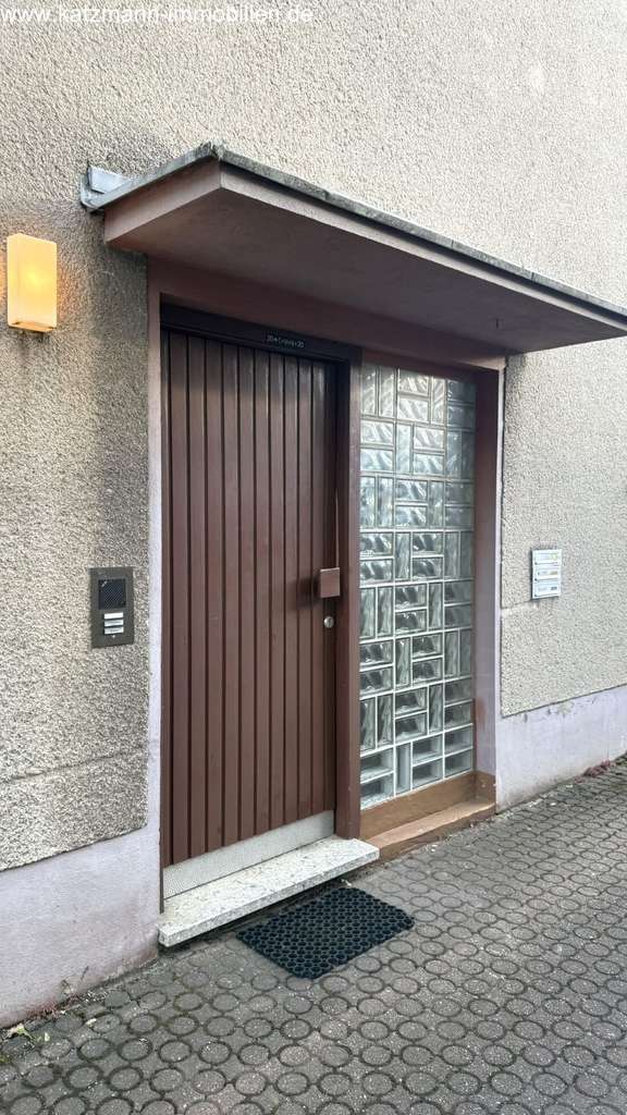 Immobilie in Troisdorf - Mehrfamilienhaus in Top-Lage von Troisdorf zu verkaufen - ideal für Selbstnutzer oder Kapitalanleger - Bild 1