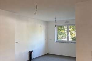 Erstbezug: Exklusive 2-Zimmer-Wohnung mit Loggia & Mieterstrom-PV – 51381 Bergisch Neukirchen, Leverkusen – Vorschaubild 2