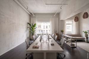 Das Atelier an der Mediaspree – offi ziell für Ferienvermietung zugelassen – Die vollständige Adresse der Immobilie erhältst du vom Anbieter., 10245 Friedrichshain, Berlin – Vorschaubild 4