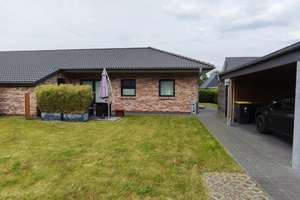 RESERVIERT ! sonnige moderne Doppelhaushälfte